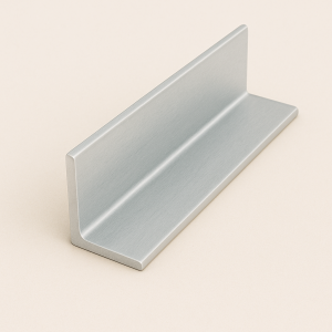 Уголок алюминиевый прессованный бульбообразный 110х106х16 мм 1920 ГОСТ 13617-97 в наличии в Луганске