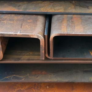 Швеллер стальной гнутый равнополочный 100х50х5 мм Ст3сп ГОСТ 8278-83 в наличии в Луганске