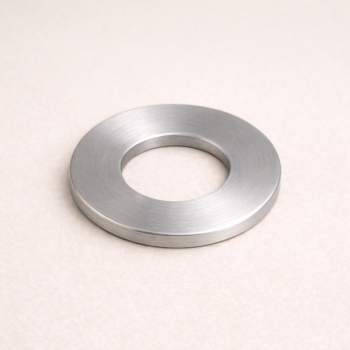 Шайба нержавеющая М4 А2 DIN 9021 кузовная в наличии в Луганске